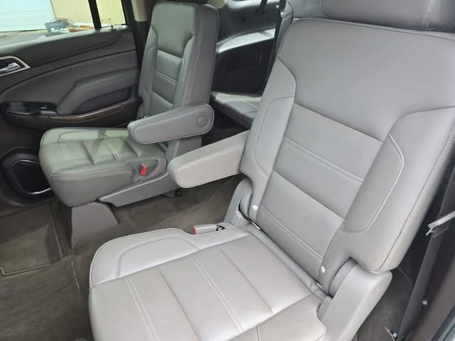 Used 2018 WHITE FROST TRICOAT GMC Denali image 17