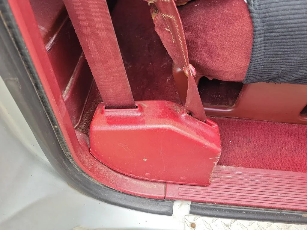Used 1988 Silver Chevrolet  image 30