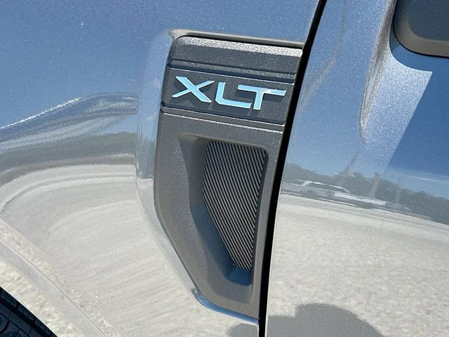New 2026 Gray Metallic Ford XLT image 17