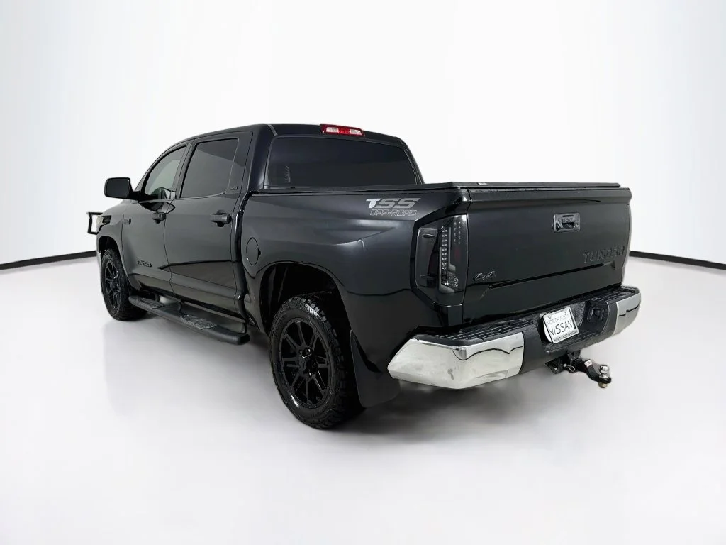 Used 2018 Black Toyota SR5 image 5