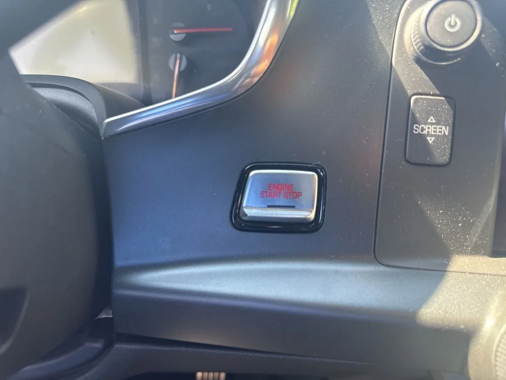 Used 2017 Silver Chevrolet Stingray image 12