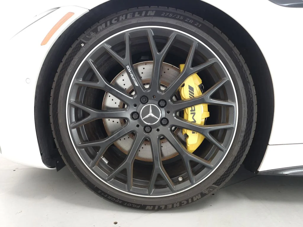 Used 2022 MANUFAKTUR Moonlight White Magno Mercedes-Benz SL 63 AMG® image 40