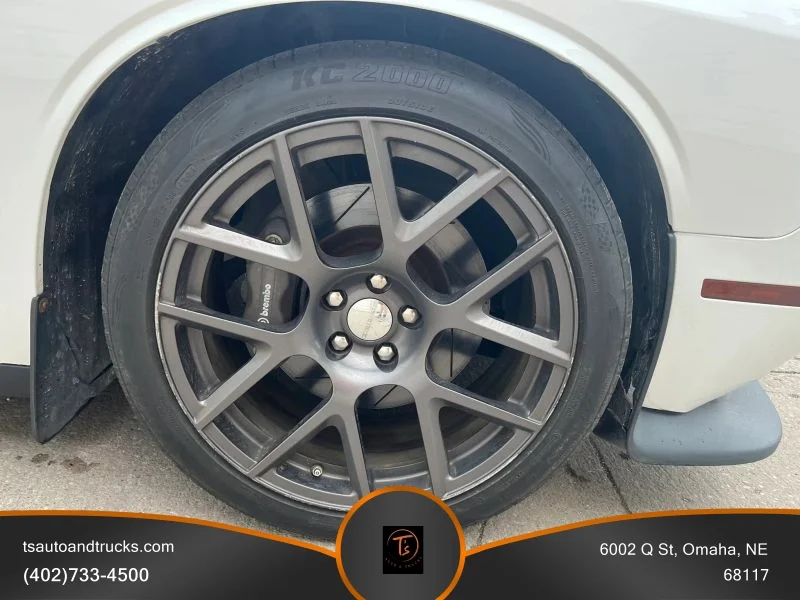 Used 2016 White Dodge R/T Scat Pack Coupe 2D image 9