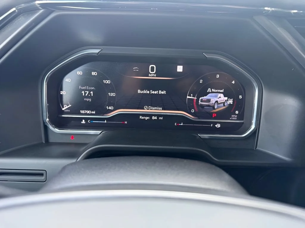 Used 2025 Onyx Black GMC AT4 image 18