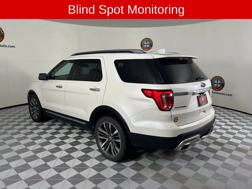 Used 2017 White Ford Platinum image 19