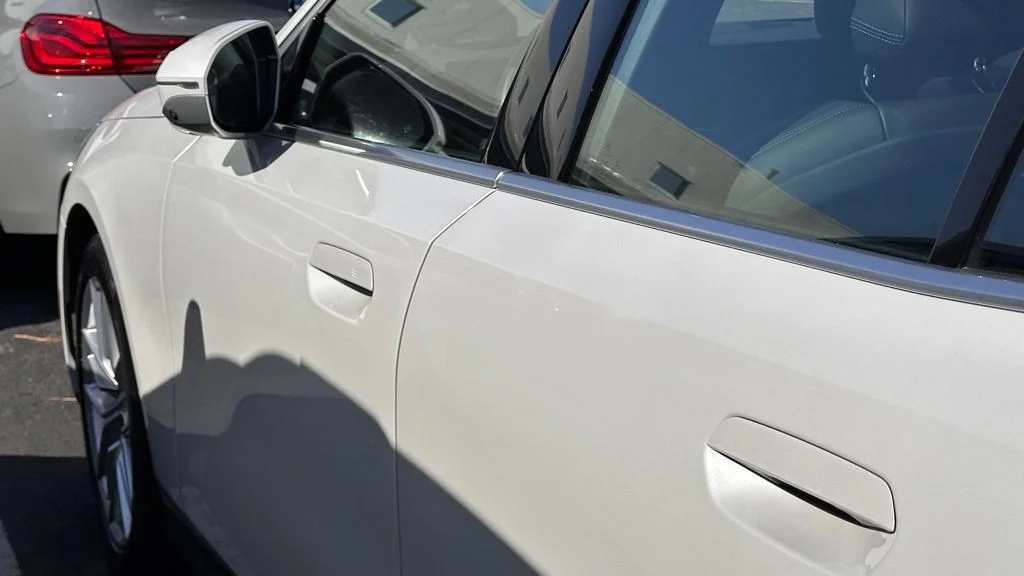 Used 2025 Mineral White Metallic BMW 530i xDrive image 10