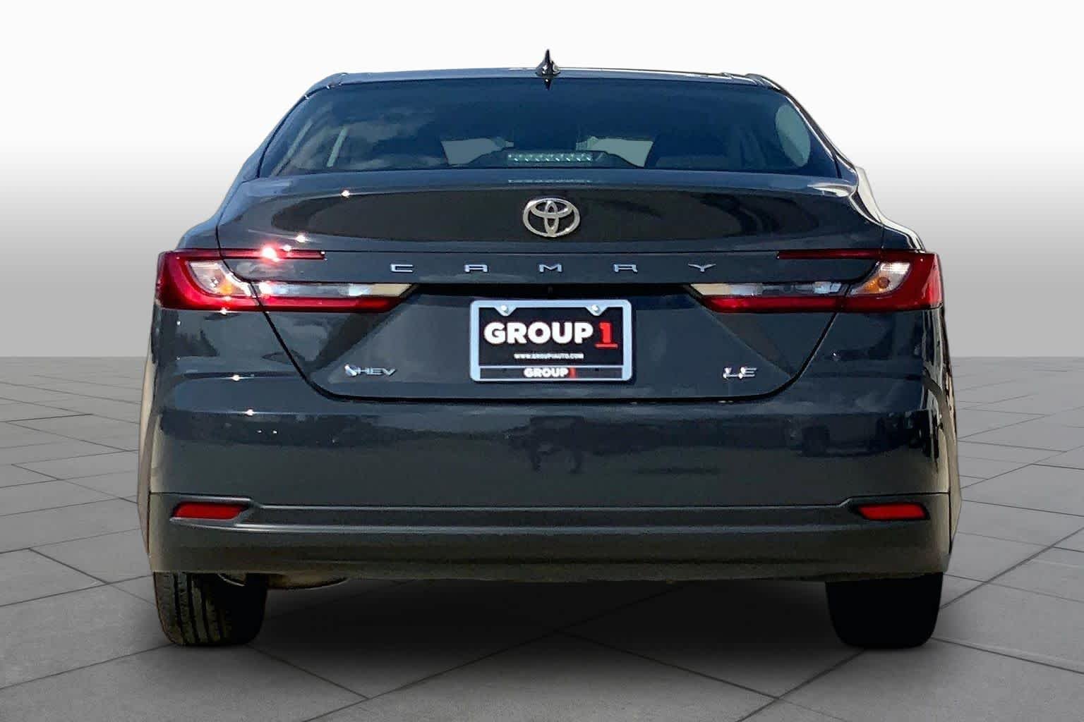 Used 2025 Underground Toyota LE image 5