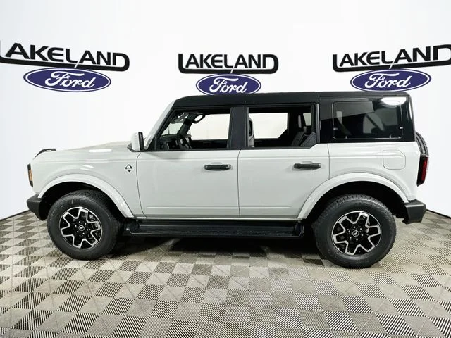 New 2026 Ford Bronco Outer Banks