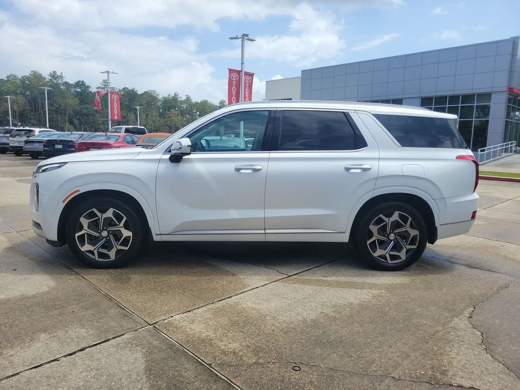 Used 2021 White Hyundai Calligraphy image 2