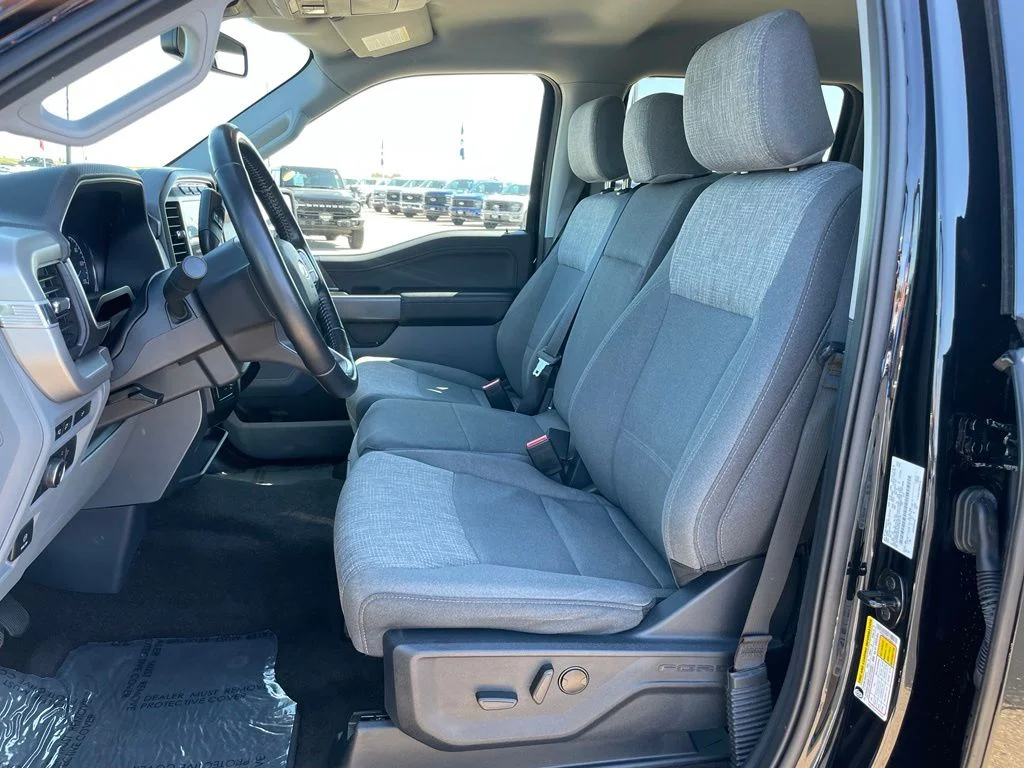 Used 2022 Black Metallic Ford XLT image 8