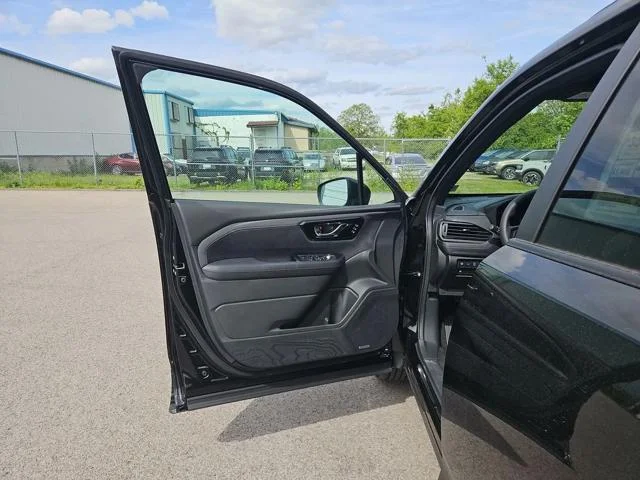 New 2026 CRYSTAL BLACK SILICA Subaru Touring Hybrid image 19