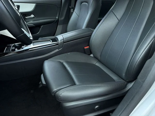 Used 2025 Silver Mercedes-Benz CLA 250 image 22