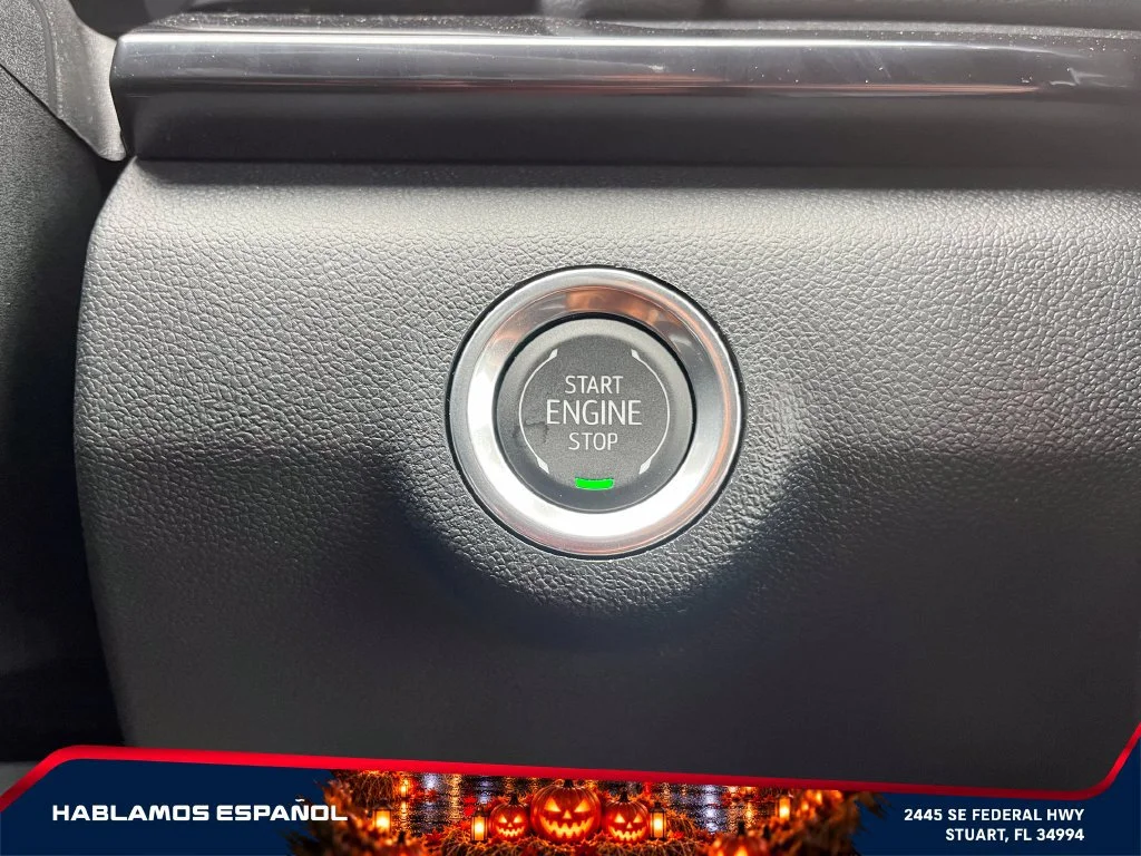 New 2026 Summit White GMC AT4 image 28