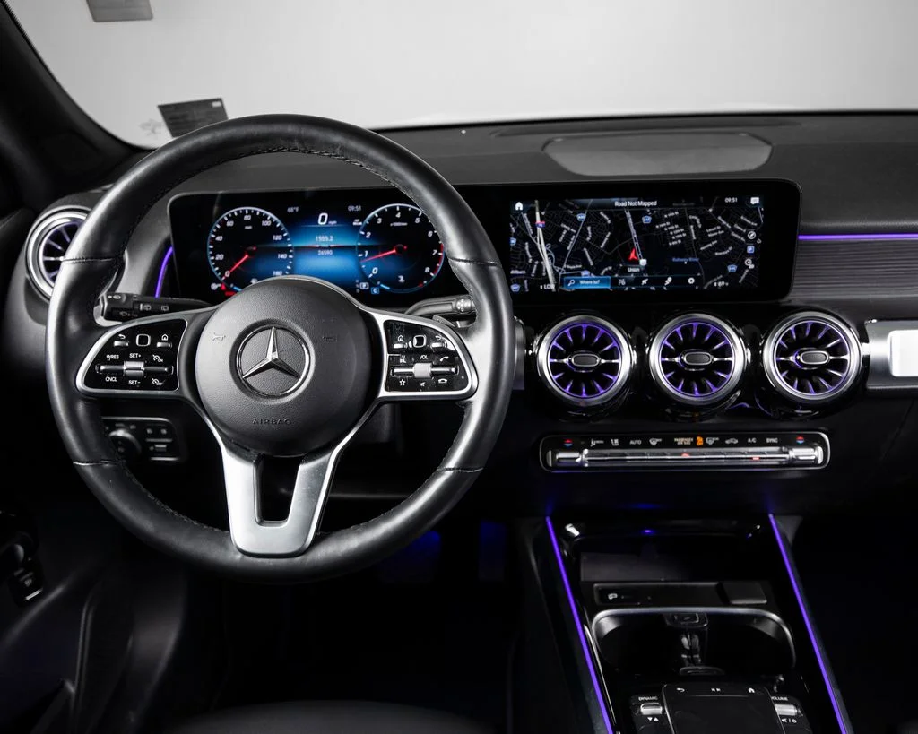 Certified Used 2023 White Mercedes-Benz GLB 250 image 8