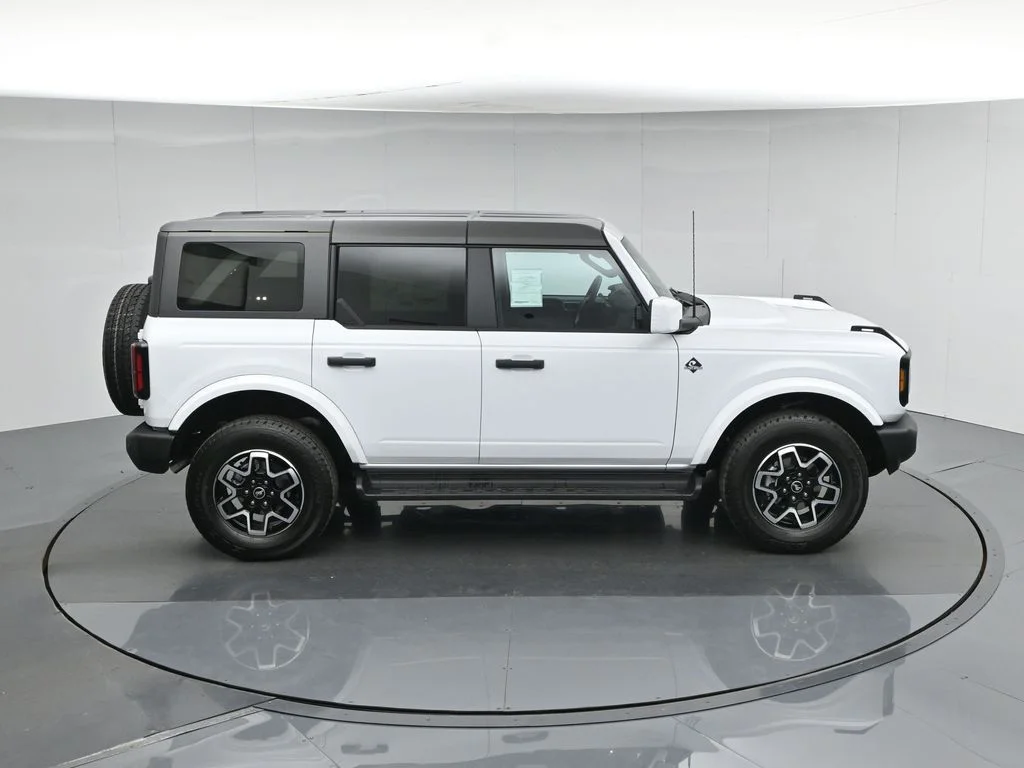 New 2026 White Ford Outer Banks image 37