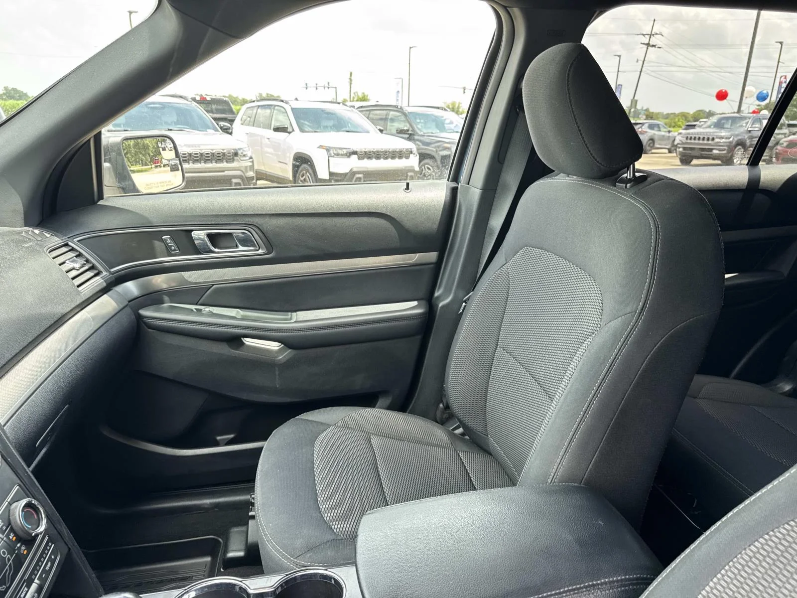 Used 2019 Blue Ford XLT image 15