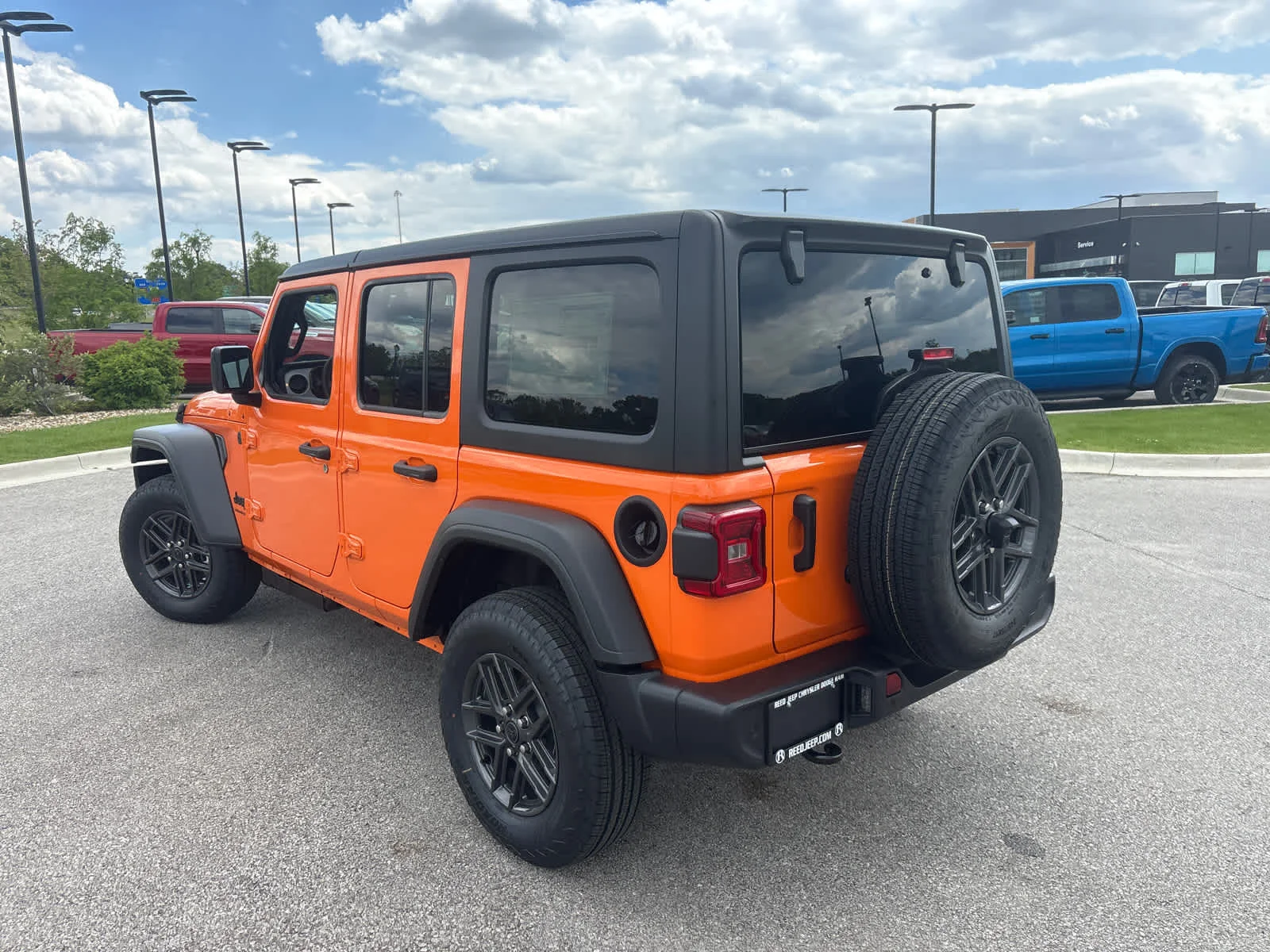 New 2026 Joose Jeep Sport S image 7