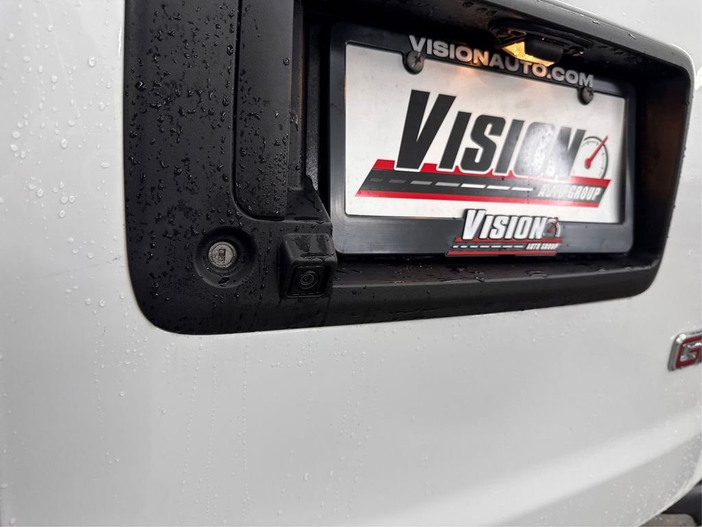 Used 2025 White GMC LT image 15
