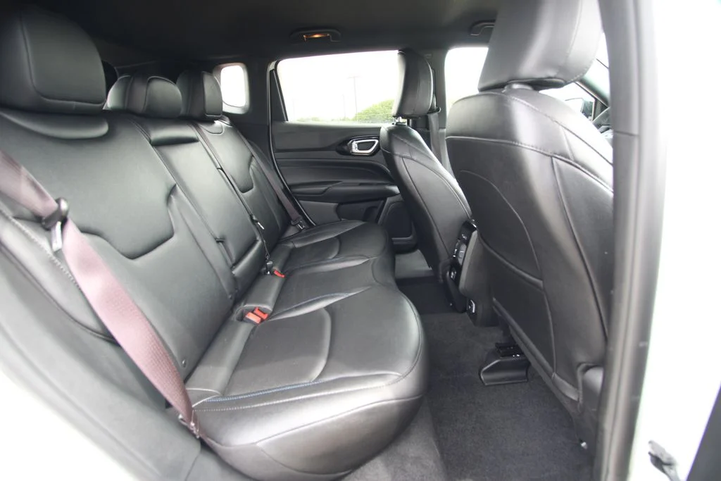 Used 2026 White Jeep Limited image 9