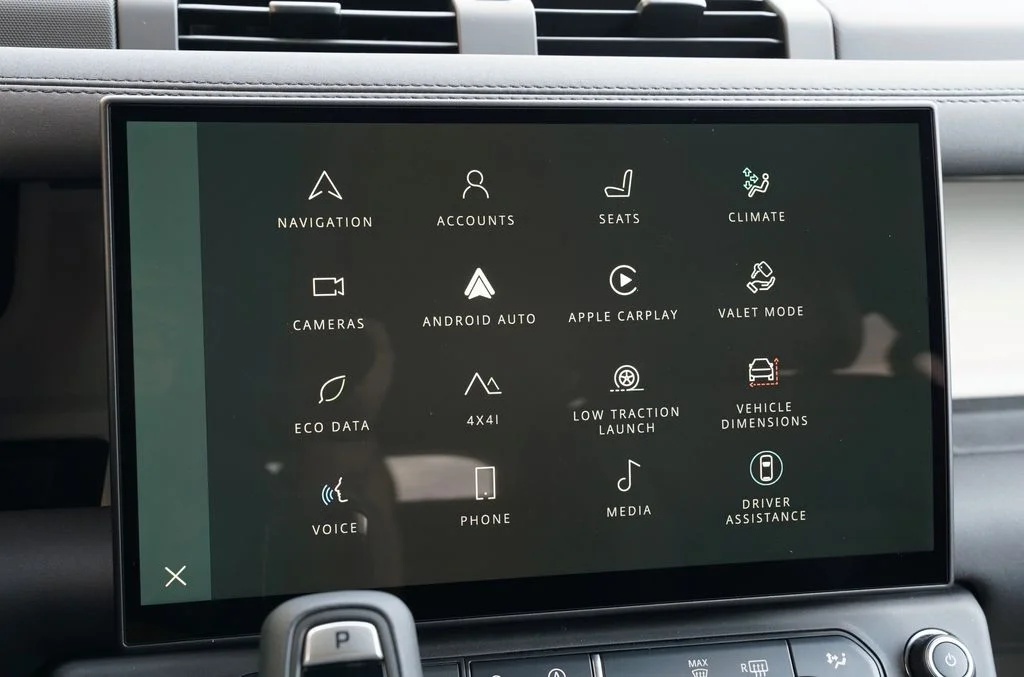 New 2026 Tasman Blue Land Rover X-Dynamic SE image 21