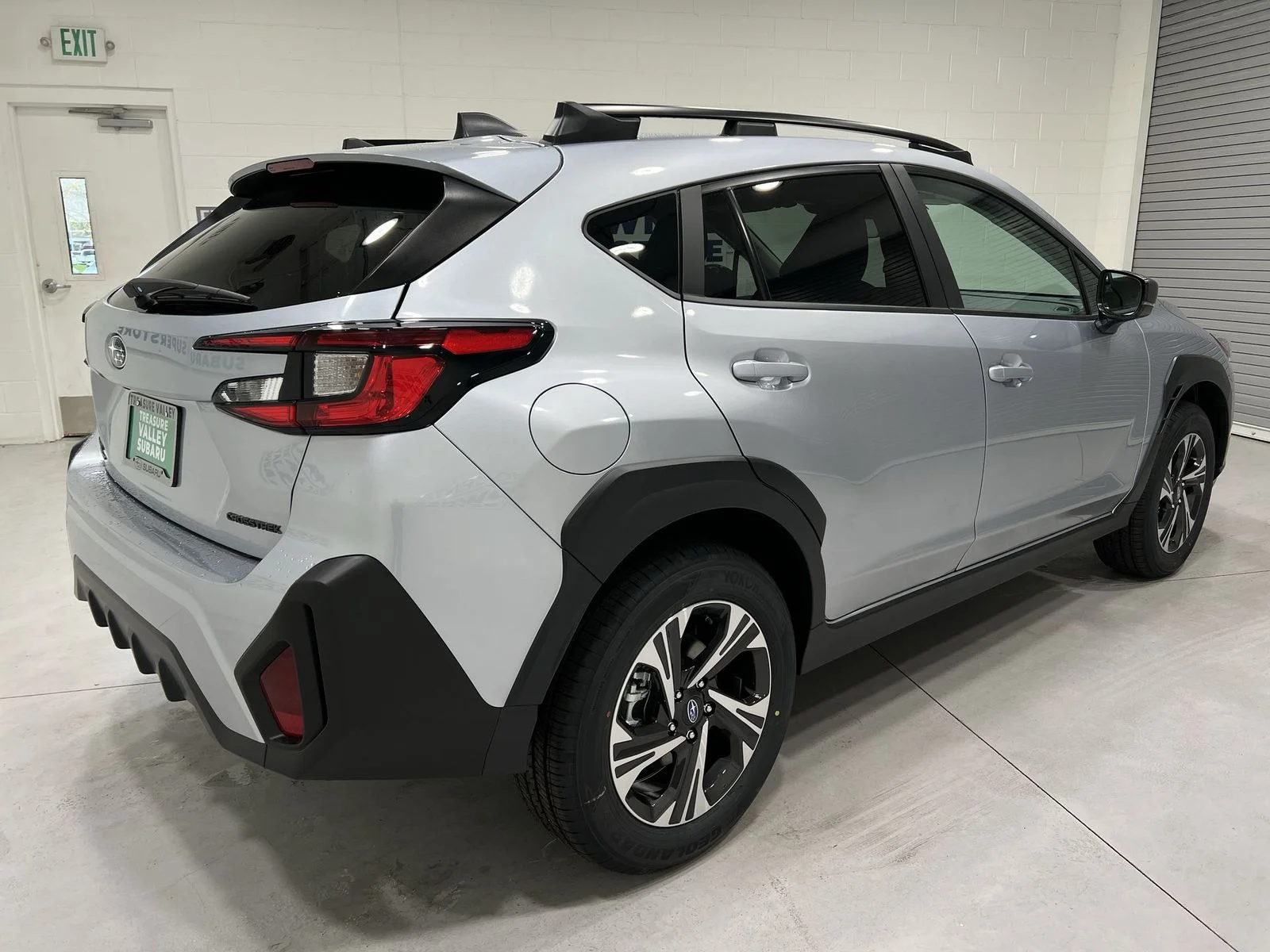 New 2026 ICE SILVER METALLIC Subaru Premium image 8