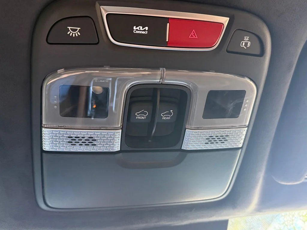 Used 2025 Gray Kia SX-Prestige X-Line image 17