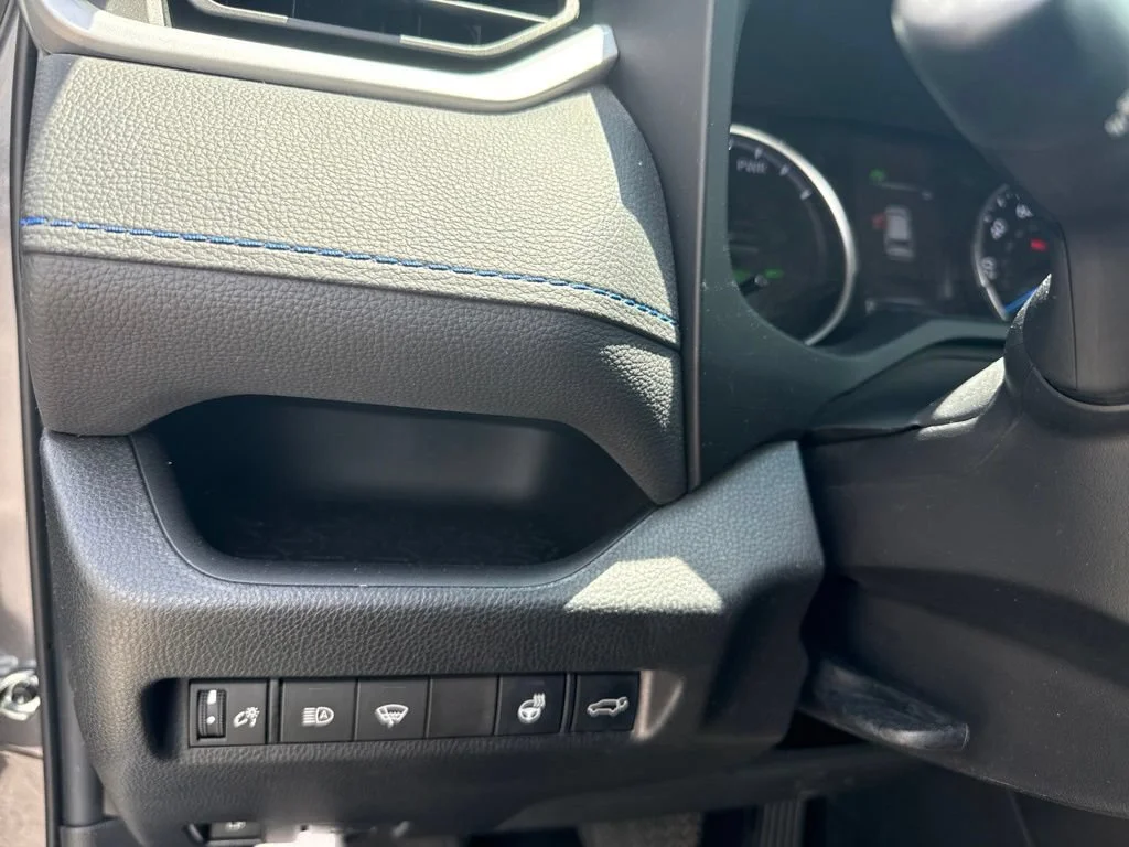 Used 2022 Magnetic Gray Metallic Toyota Hybrid SE image 4
