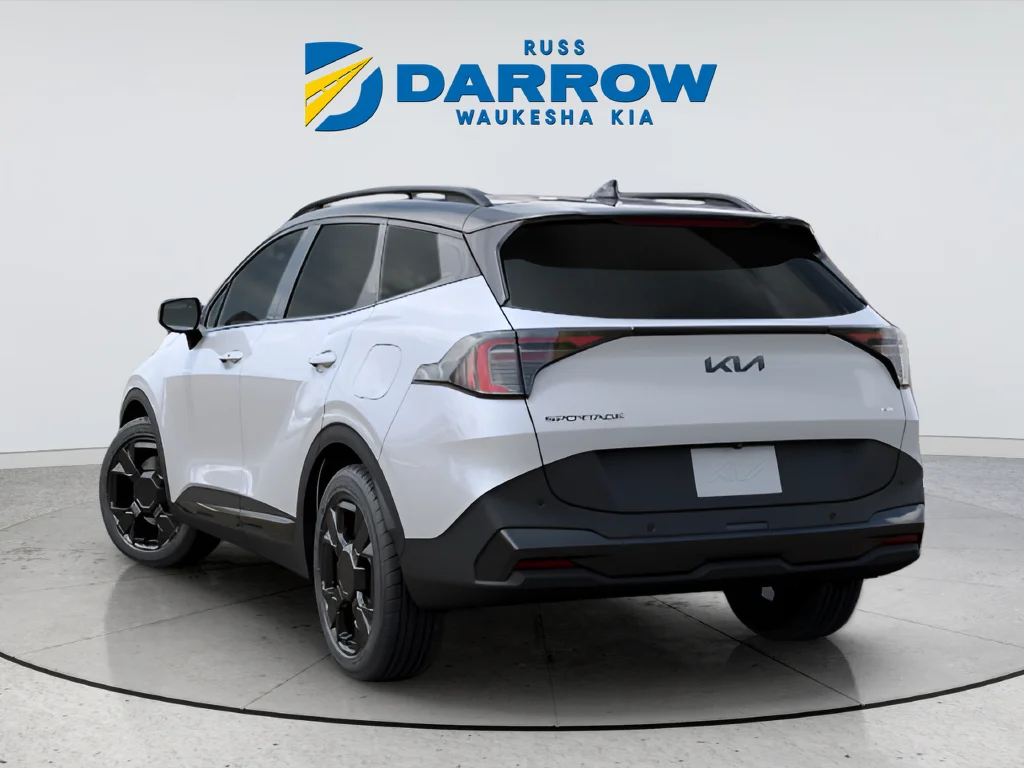 New 2027 Glacial White Pearl / Black Ro Kia X-Line image 2