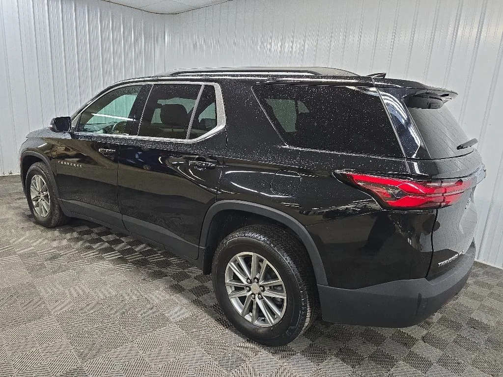 Used 2023 Black Chevrolet LT Leather image 9