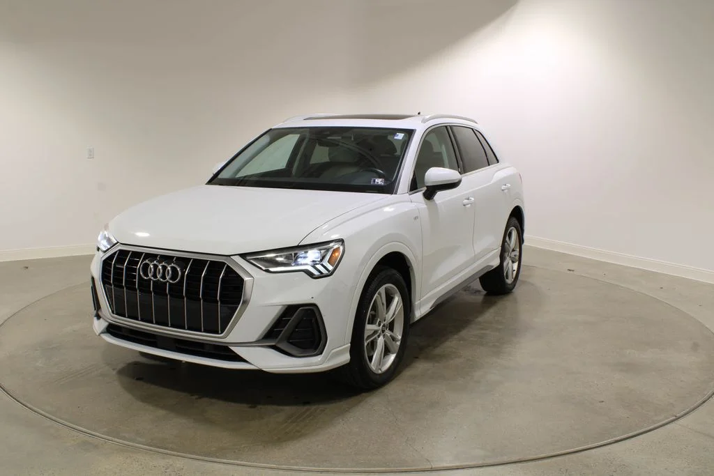 2023 Audi Q3 45 TFSI S Line Premium Plus quattro's photo