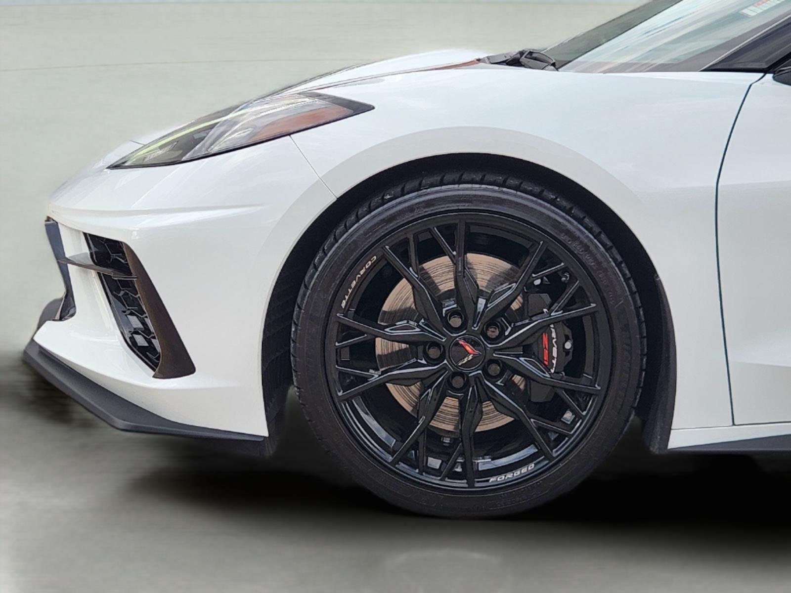 2025 Chevrolet Corvette Stingray photo 8 of 30