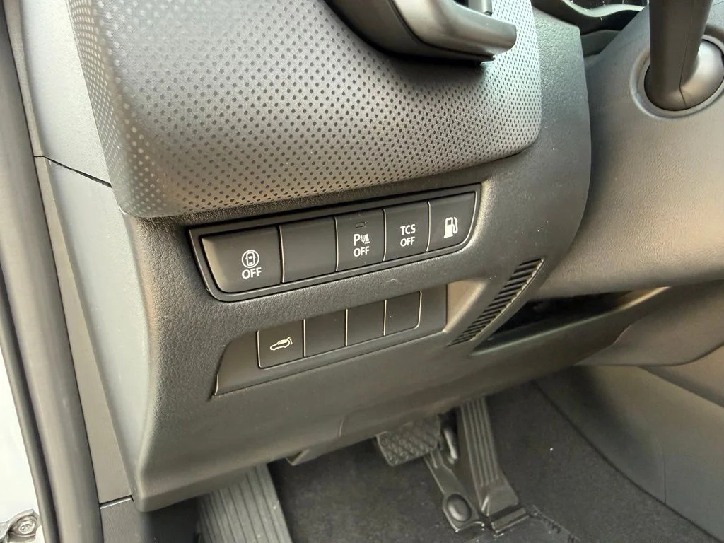 New 2026 Wind Chill Pearl Mazda Preferred AWD image 16