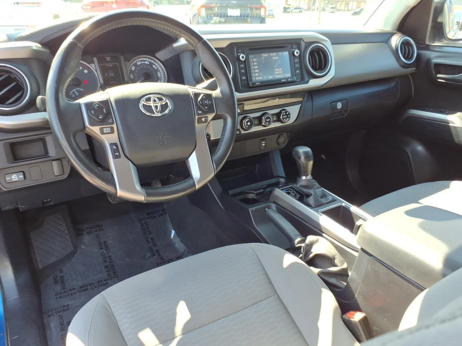 Used 2017 Blazing Blue Pearl Toyota SR5 image 21