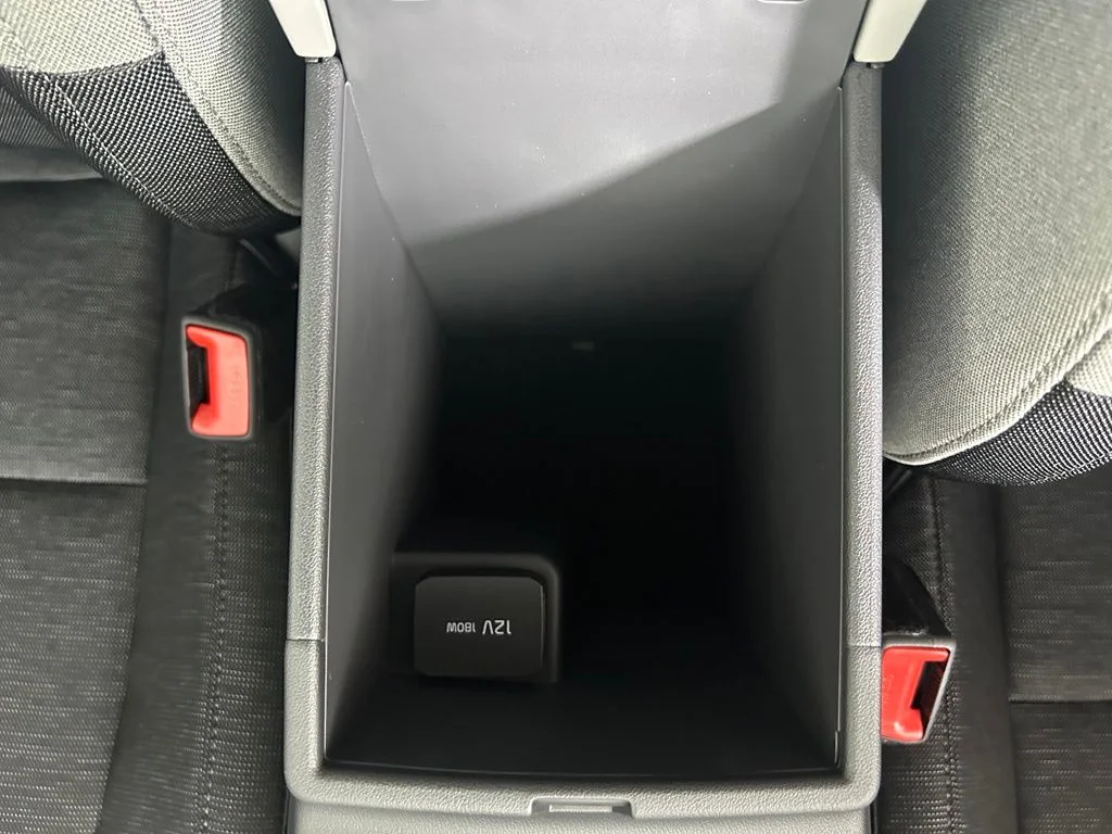 New 2027 Ivory Silver Kia S image 8