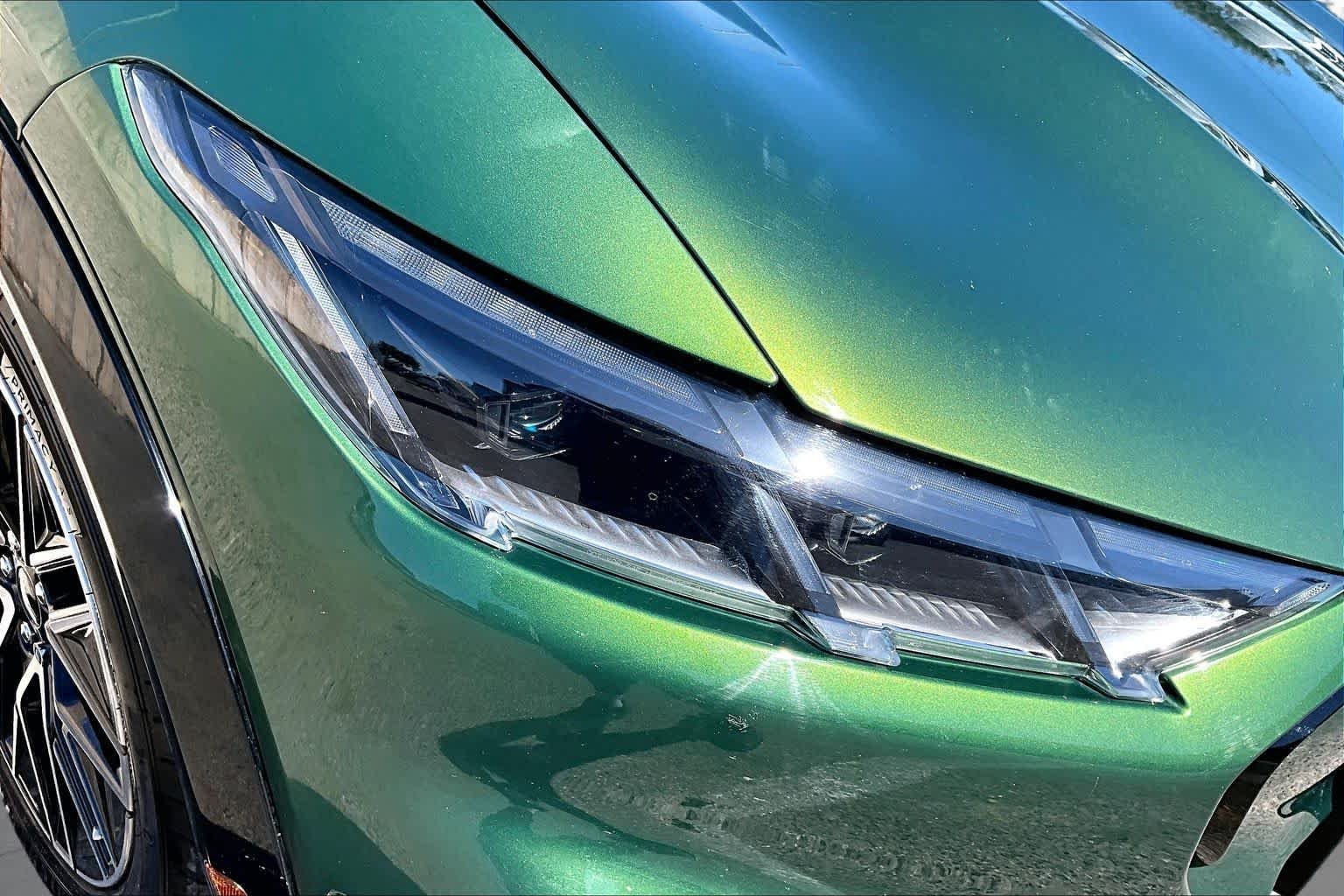 Used 2024 Eruption Green Ford Premium image 26