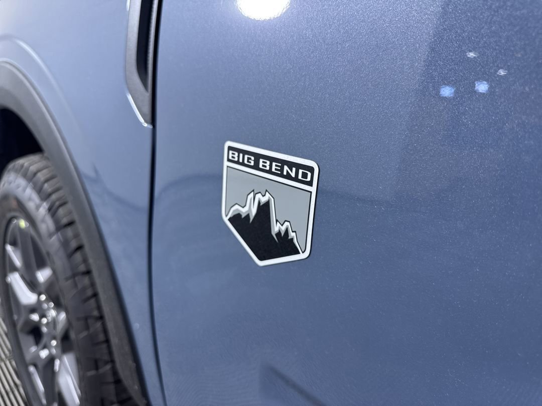 New 2026 Azure Gray Metallic Tri-Coat Ford Big Bend image 25