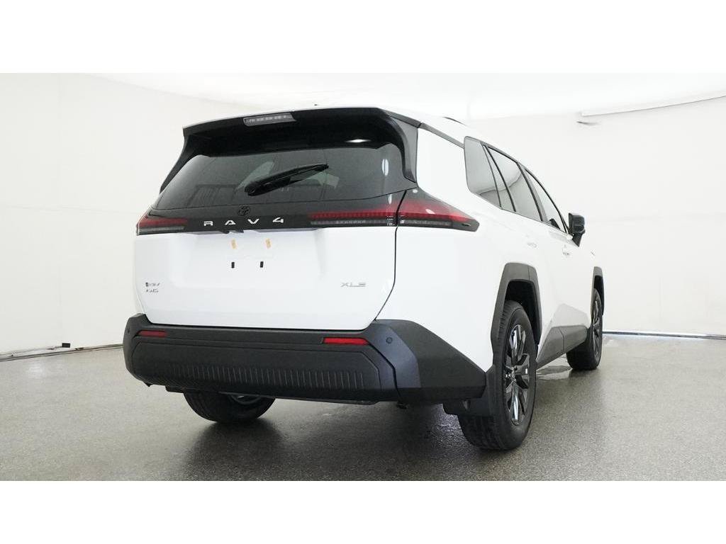 New 2026 Ice Toyota XLE Premium image 24