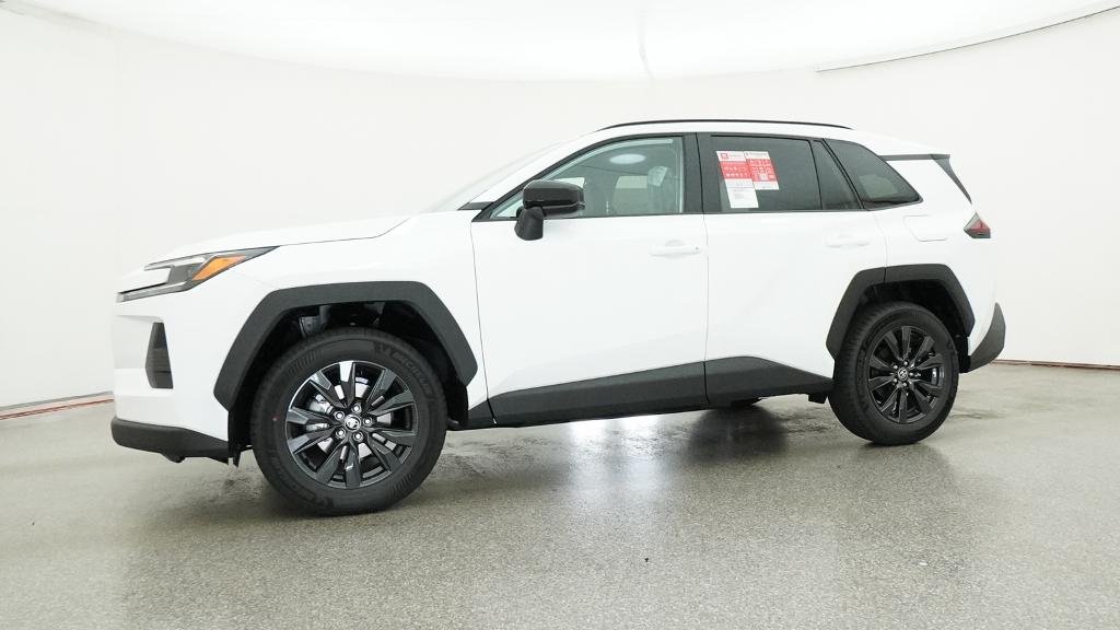 New 2026 Ice Cap Toyota XLE Premium image 4