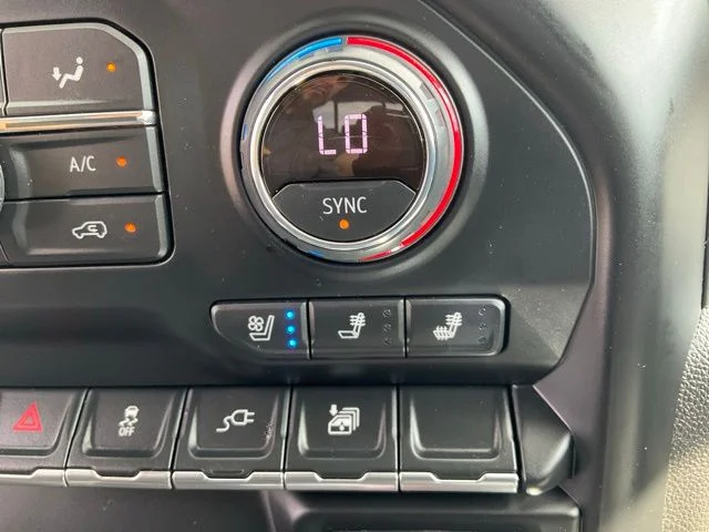 Used 2021 White Chevrolet LTZ image 22