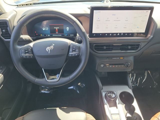 Certified Used 2025 Black Ford Outer Banks image 4