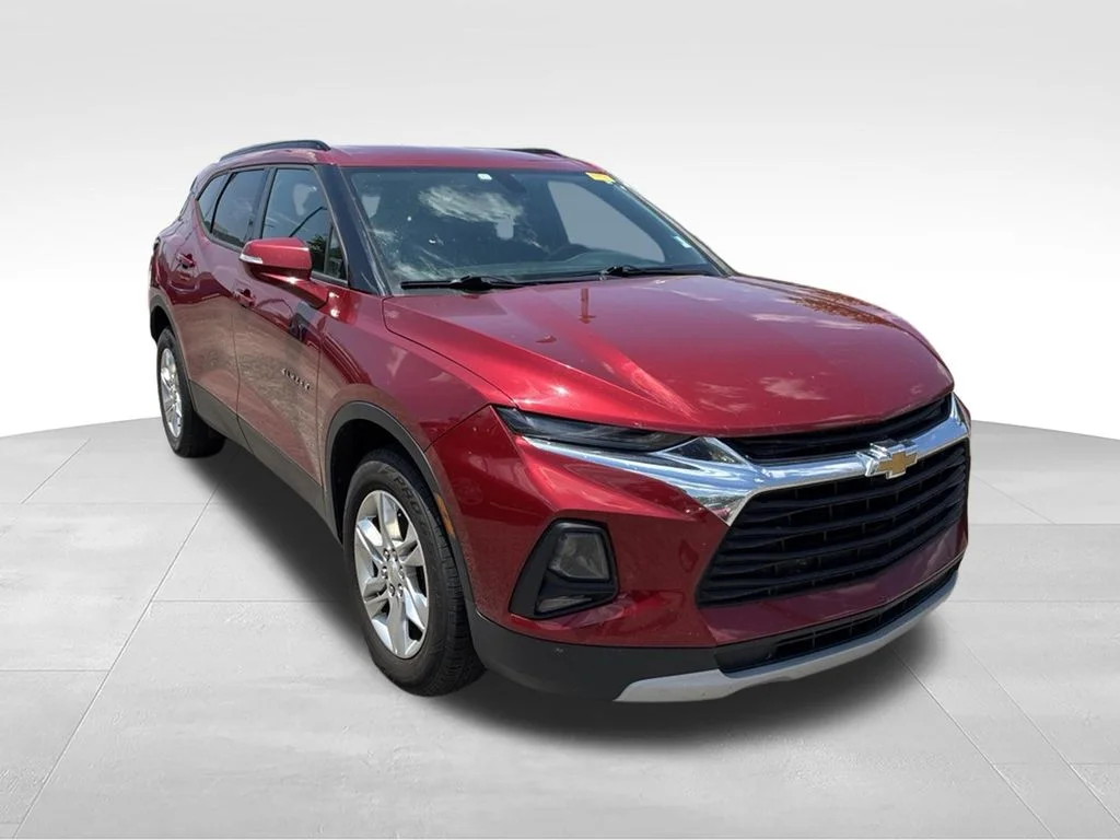 Used 2019 Red Chevrolet Base image 8