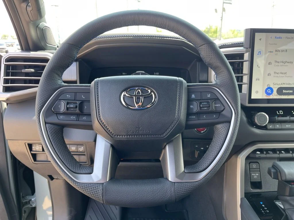 New 2026 Lunar Rock Toyota Platinum image 25
