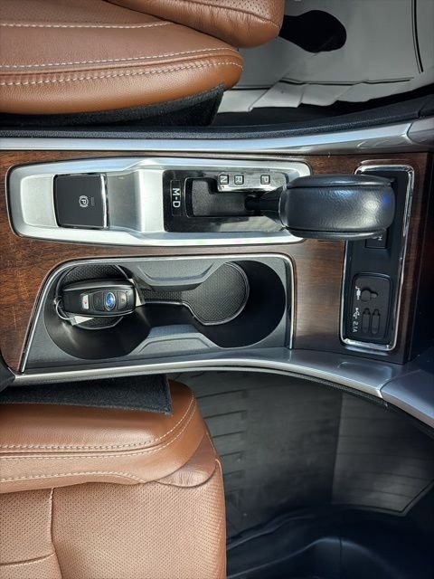Used 2019 Magnetite Gray Metallic Subaru Touring image 29