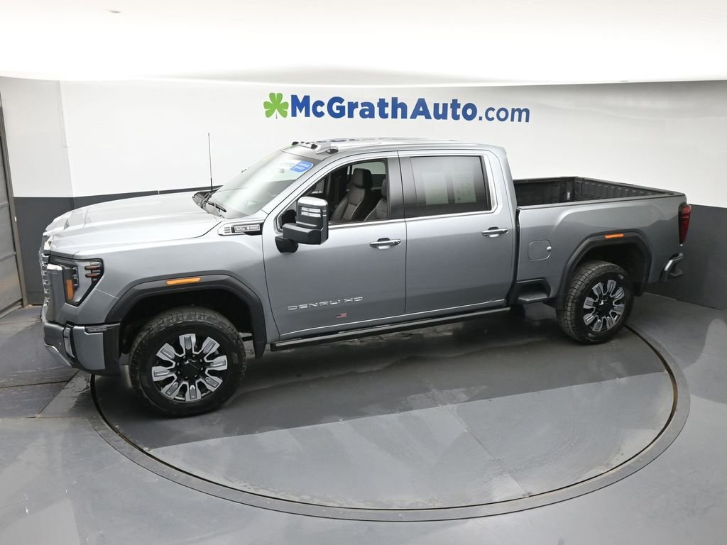 Used 2024 Silver GMC Denali image 25