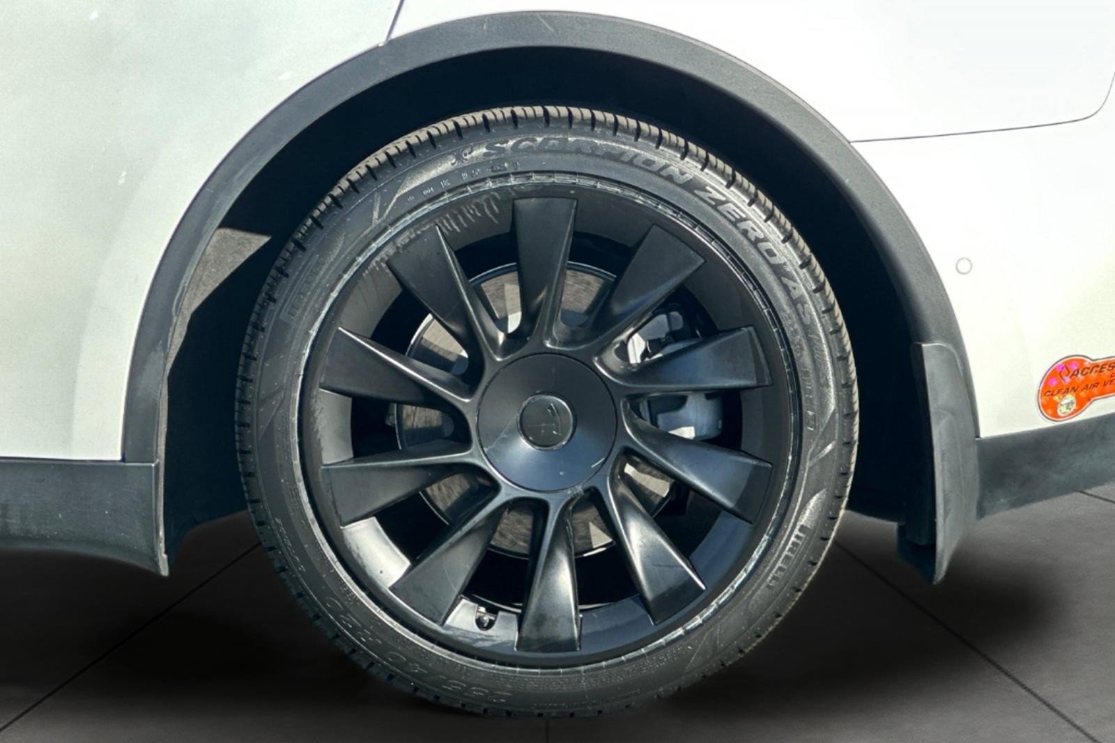Used 2020 WHITE Tesla Long Range image 24