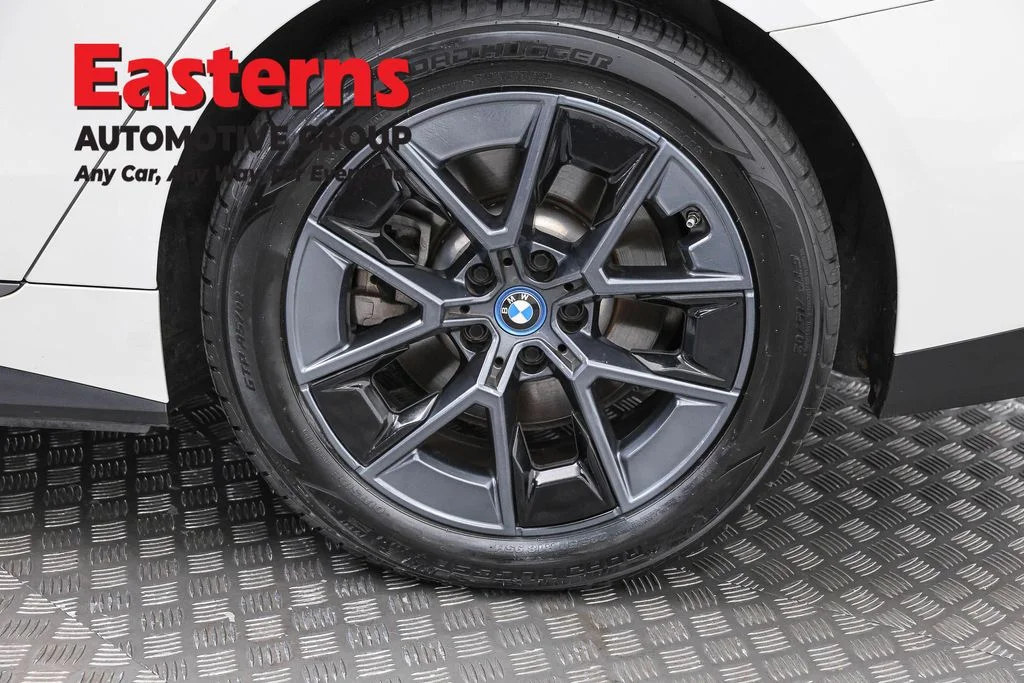 Used 2023 White BMW eDrive35 image 32