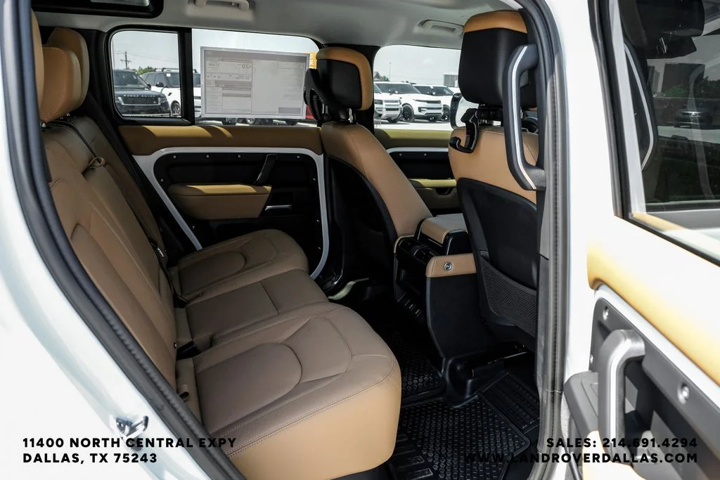 New 2026 Fuji White Land Rover S image 26