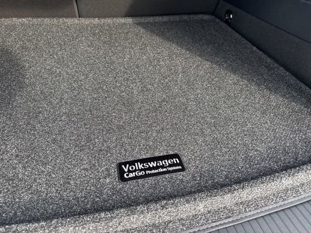 New 2026 Pure White Volkswagen 2.0T SE image 8