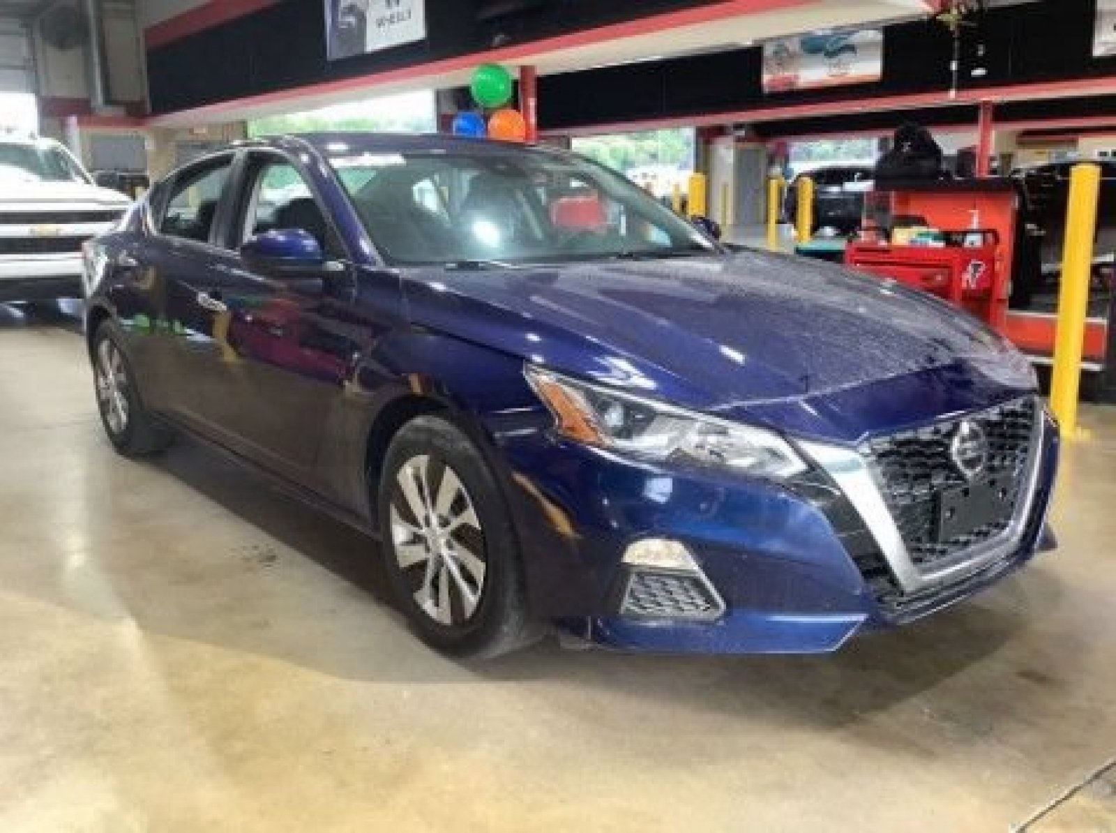 Used 2021 Deep Blue Pearl Nissan 2.5 S image 2