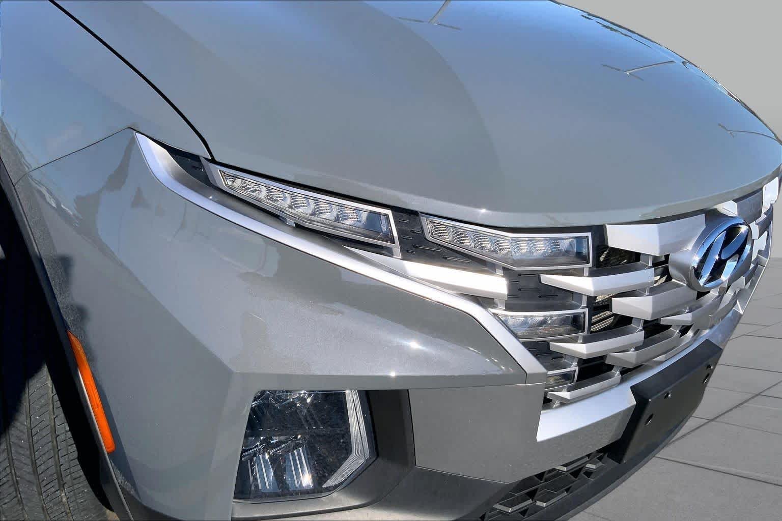 Used 2023 Hampton Gray Hyundai SEL Premium image 23